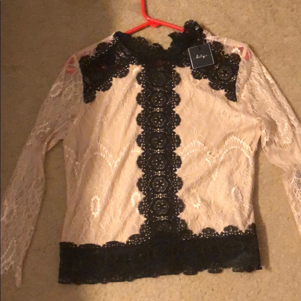 BkE / Buckle Lace Black and Tan blouse